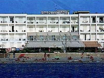 Achillion Hotel Loutraki  Bagian luar foto